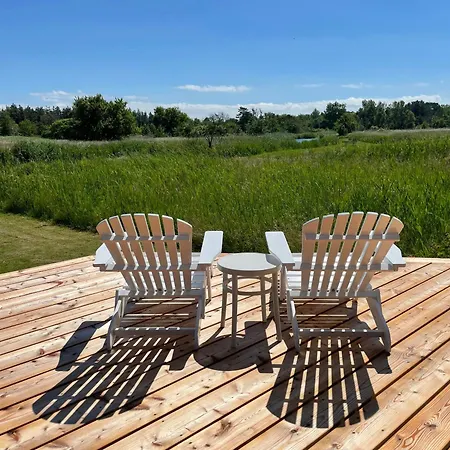 Vakantiehuis Protected Nature At Thatched Gem Gorlev