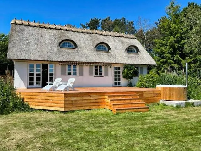 Protected Nature At Thatched Gem